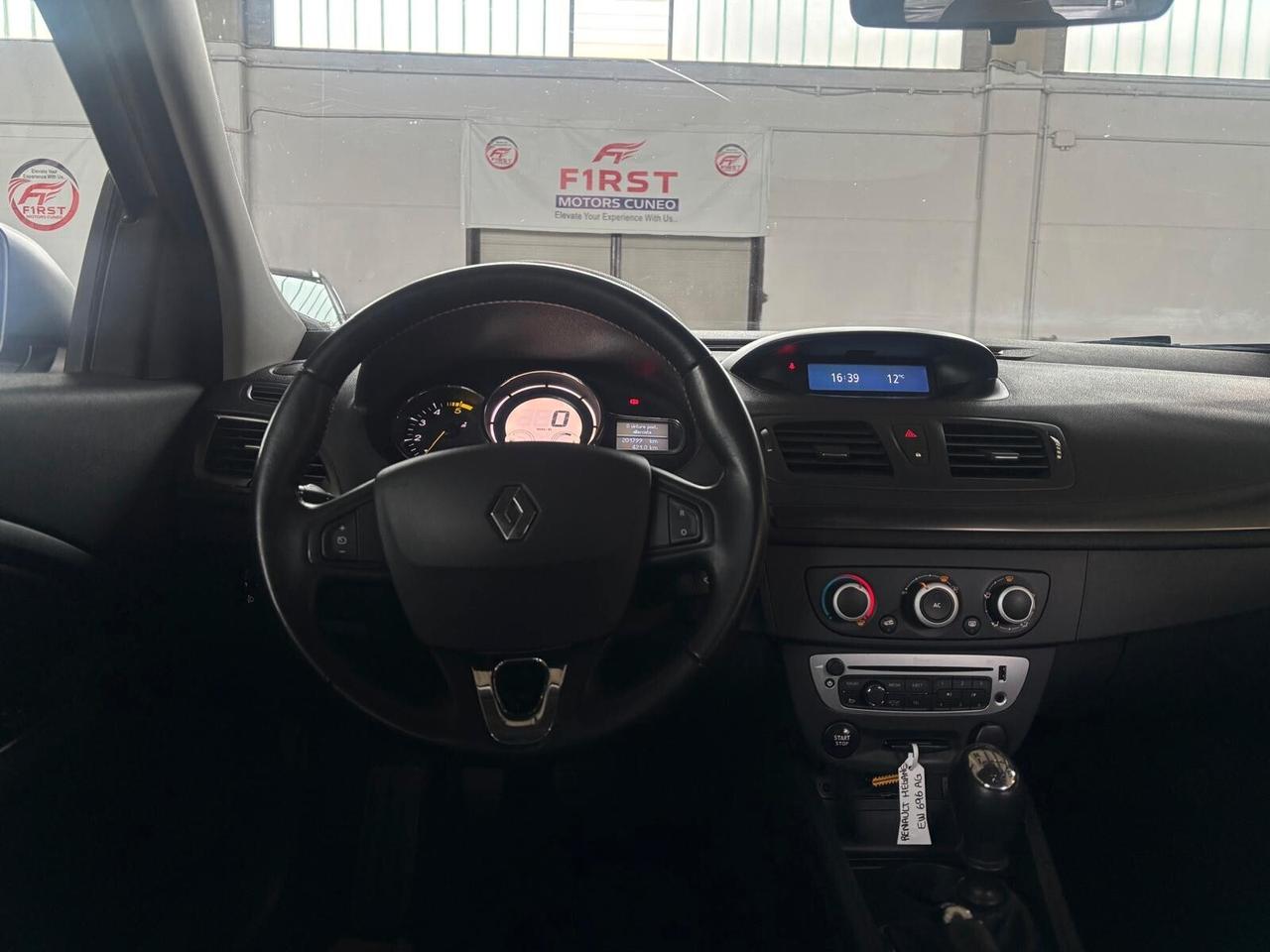 Renault Megane Mégane 1.5 dCi 110CV EDC SporTour GT Style