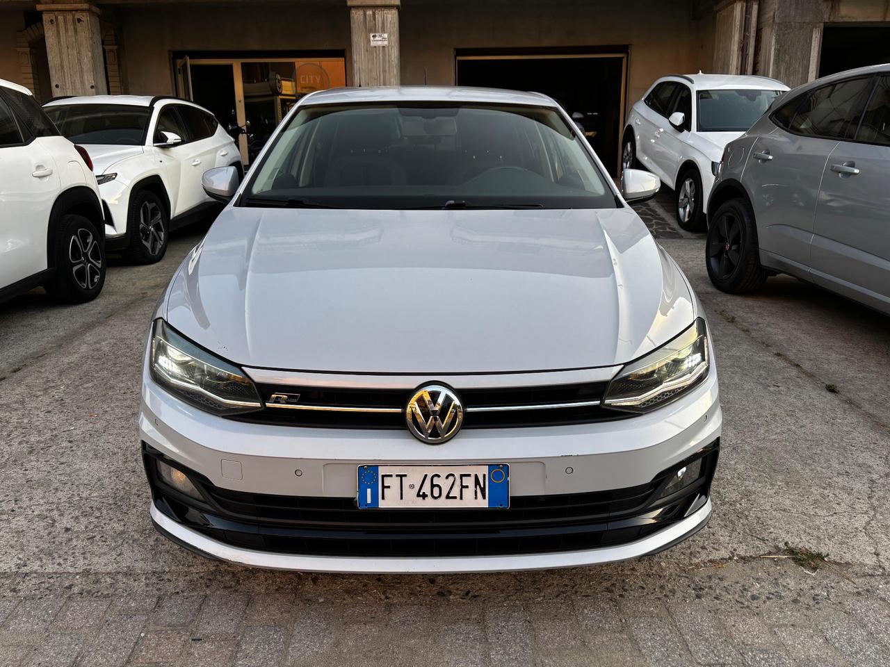 Polo 1.6 TDI 95 CV DSG 5p. R-LINE