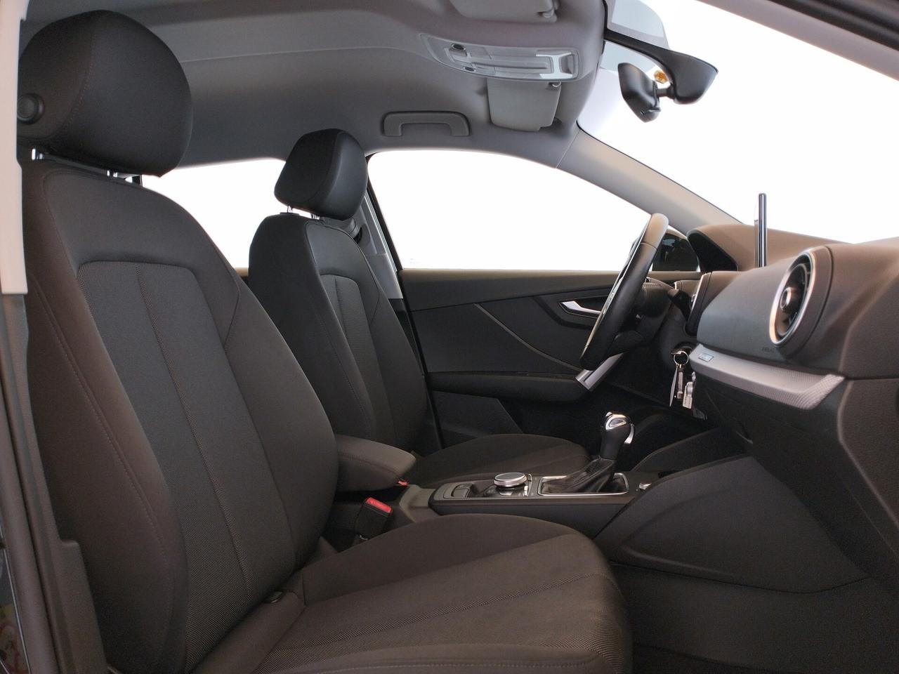 Audi Q2 35 TDI quattro S tronic Business