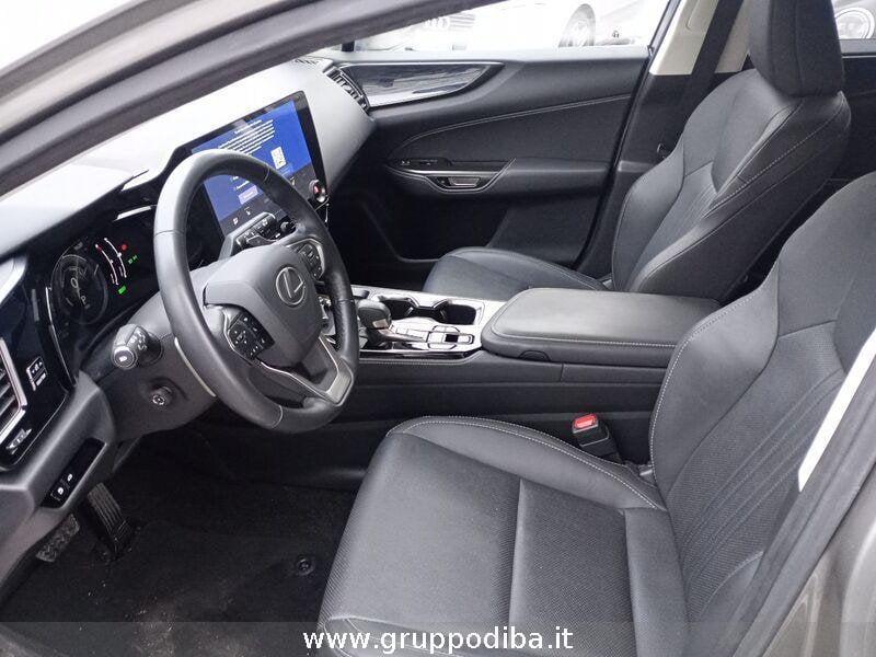 Lexus NX II 2022 350h 2.5 Premium 4wd 244cv e-cvt