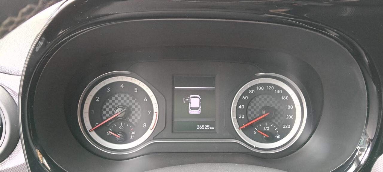 HYUNDAI I10 1.0 BENZ-NAVI-PREZZO PROMO!