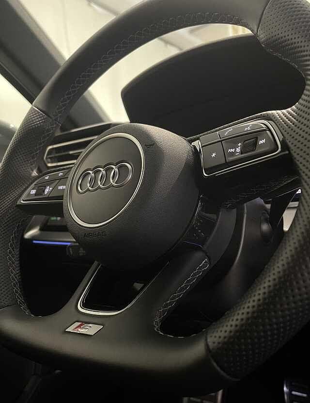 Audi A3 Sedan 35 TDI S tronic S line edition