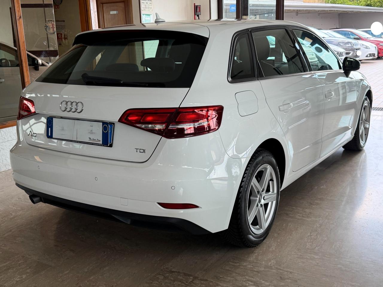 Audi A3 SB 30 1.6 TDI 115 cv. BUSINESS (Nav)
