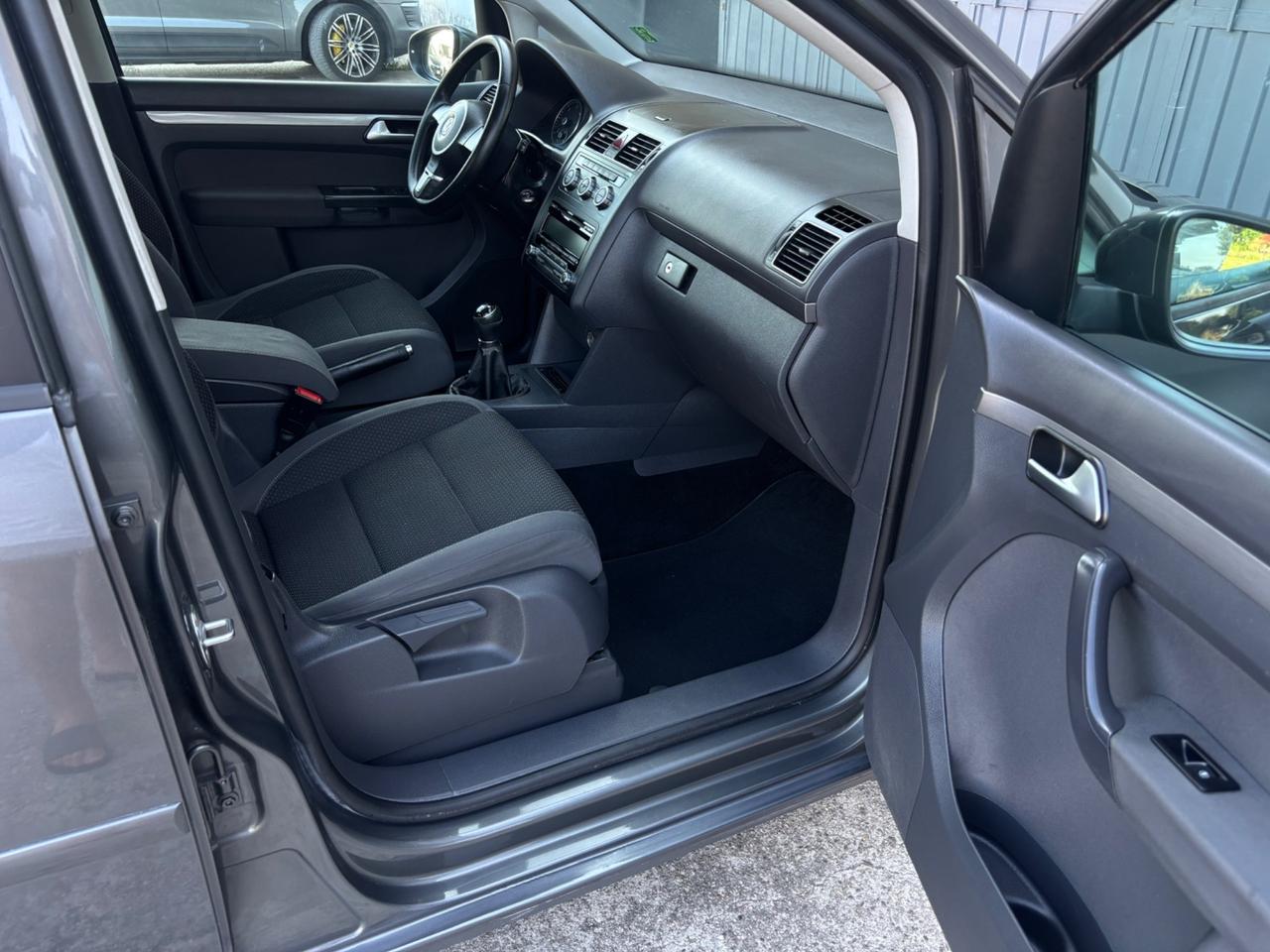 Volkswagen Touran 1.6 TDI. 7 posti Garanzia 12mesi