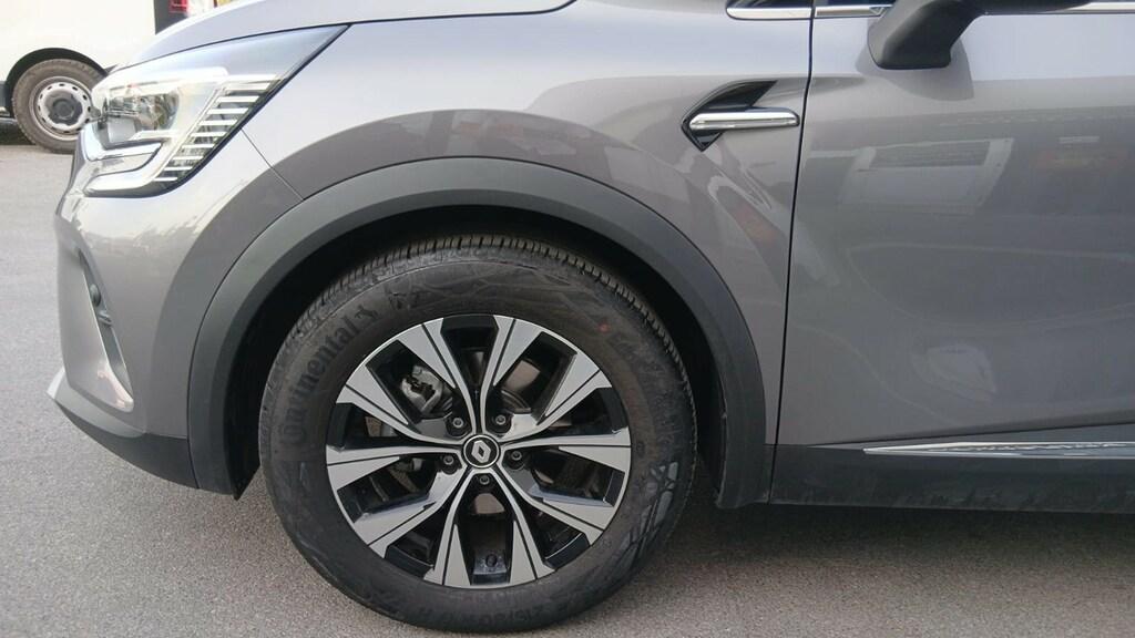 Renault Captur 1.6 Hybrid Techno E-Tech Auto