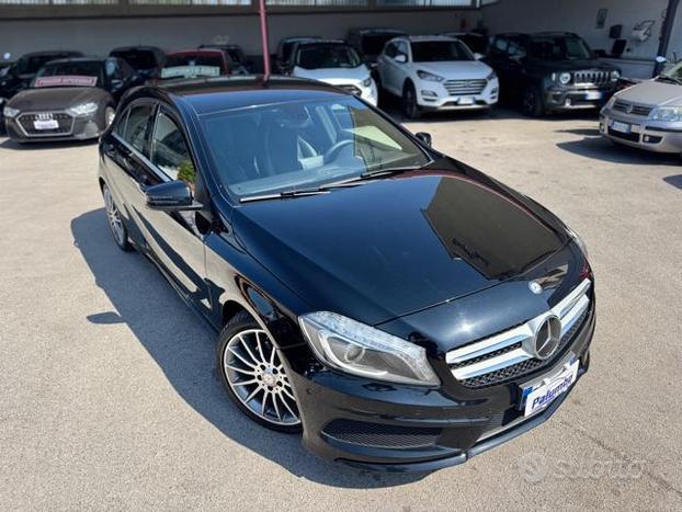 MERCEDES-BENZ A 200 CDI Premium AMG PARI AL NUOV