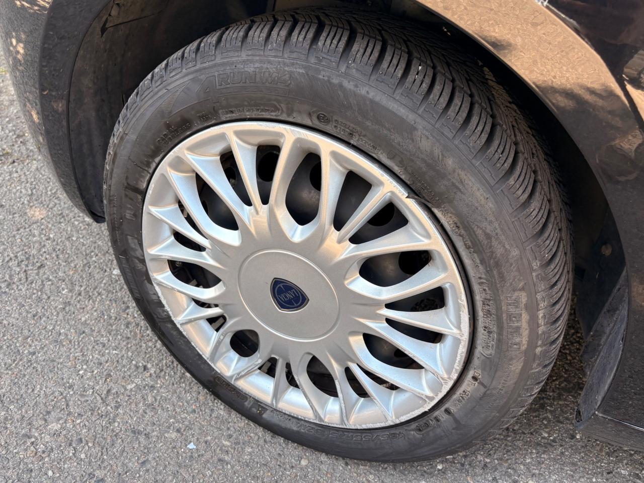 Lancia Ypsilon 1.2 69 CV 5 porte Platinum 2018