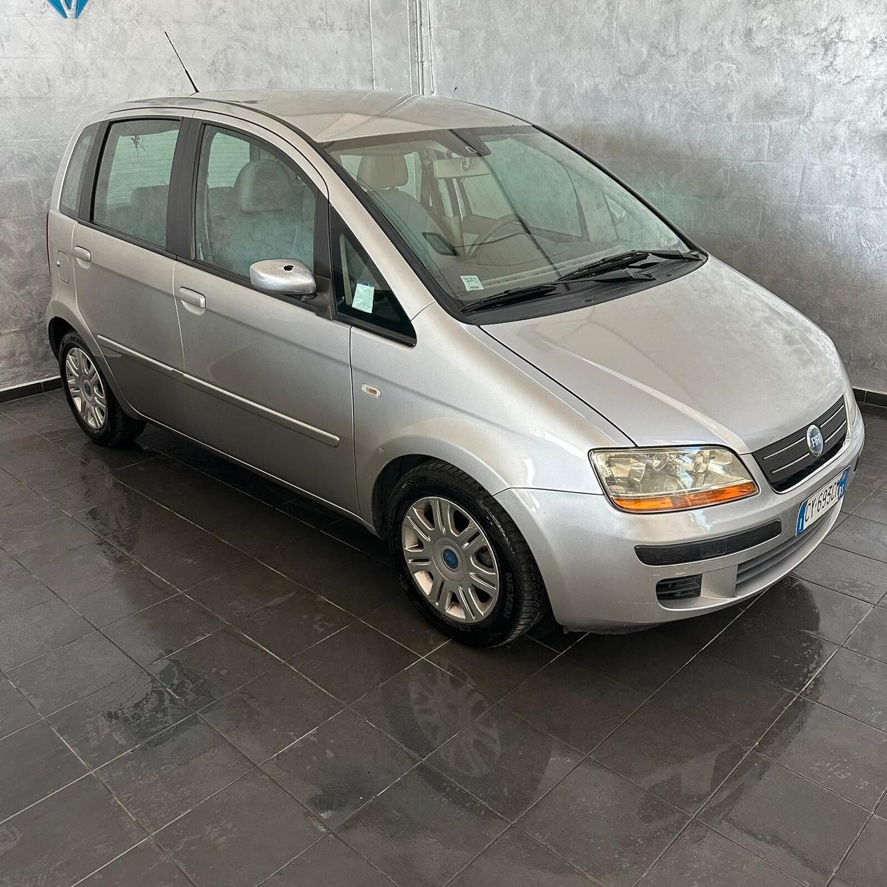 Fiat Idea 1.4 16V Dynamic