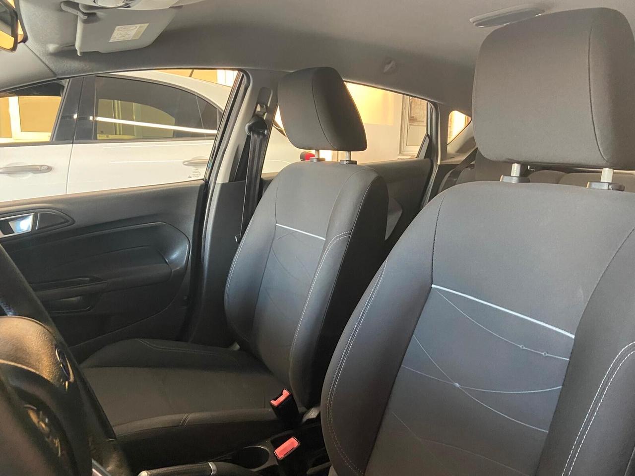Ford Fiesta 1.5 TDCi 75CV 5 porte Titanium
