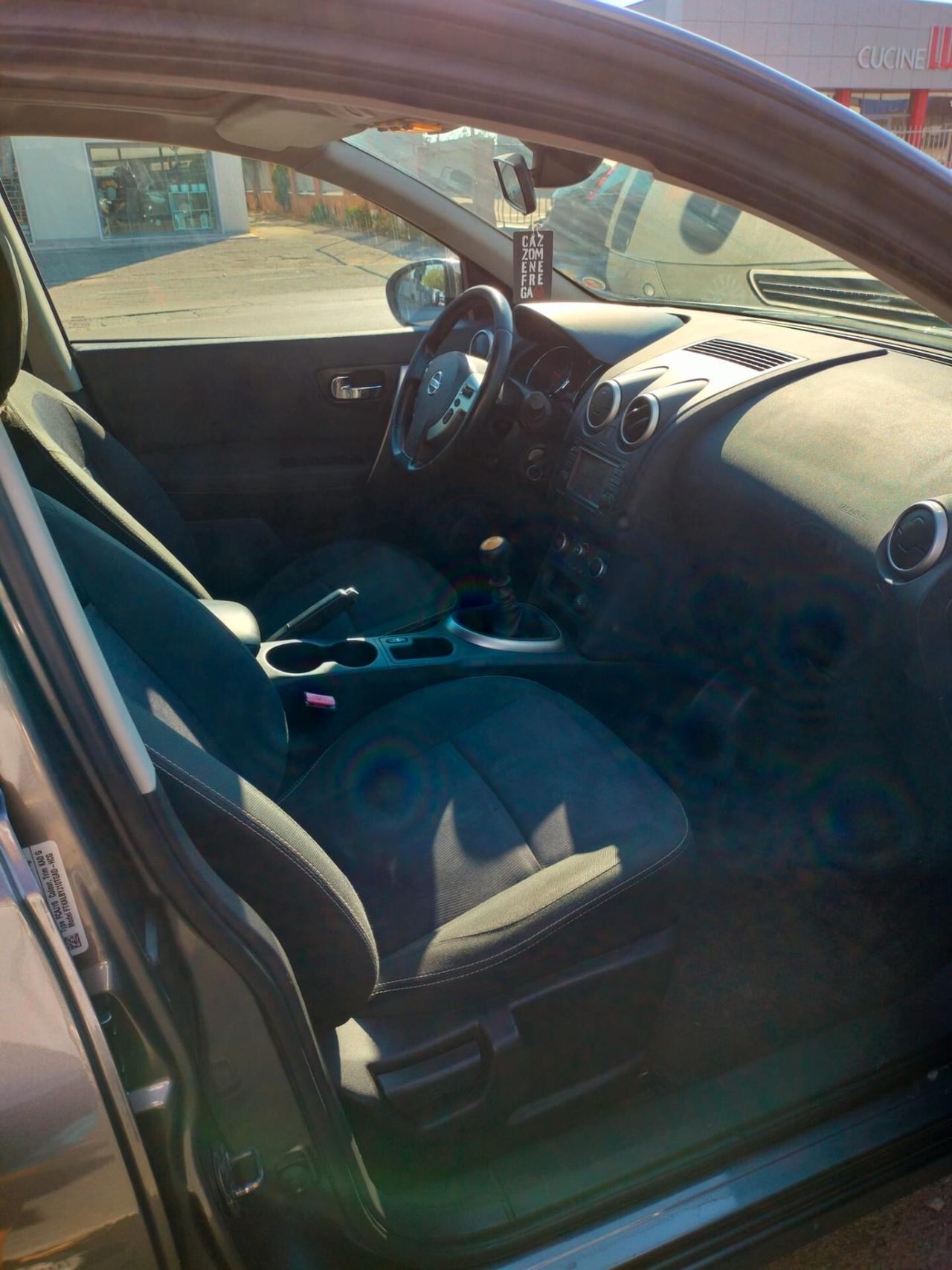 Nissan Qashqai 1.5 dCi DPF Tekna