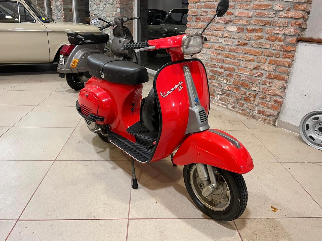 Piaggio Vespa 50 Special