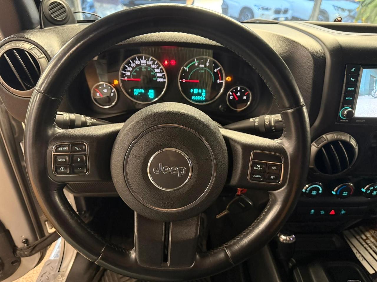 Jeep Wrangler 2.8 CRD DPF HARD TOP CORTA