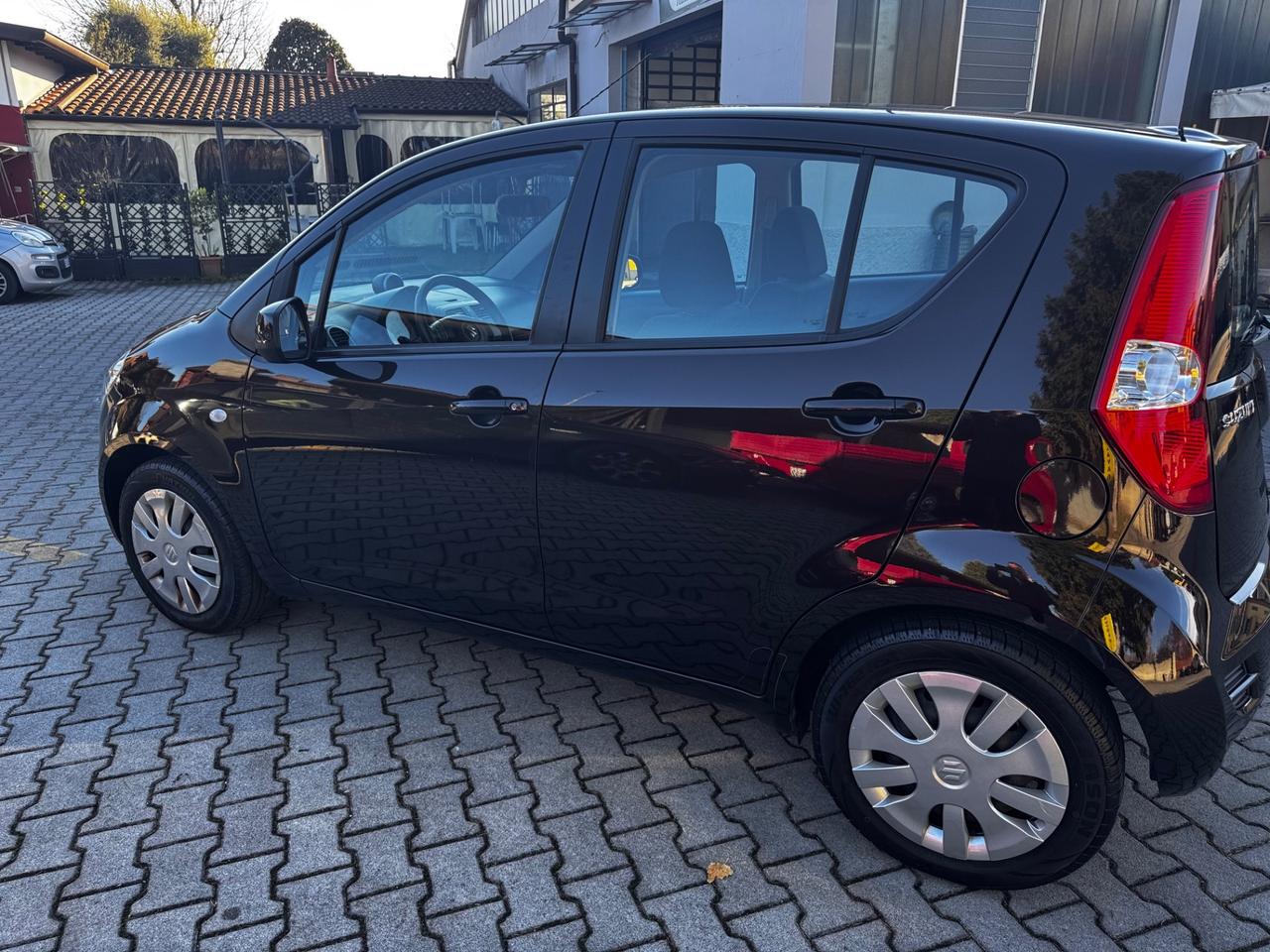 Suzuki Splash 1.0 VVT neopatentati 64000km