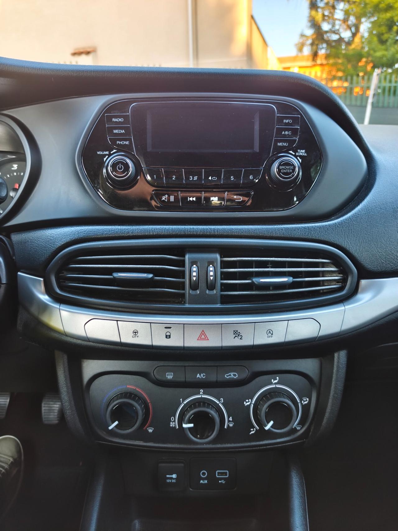 Fiat Tipo 1.6 Mjt S&S SW S-Design