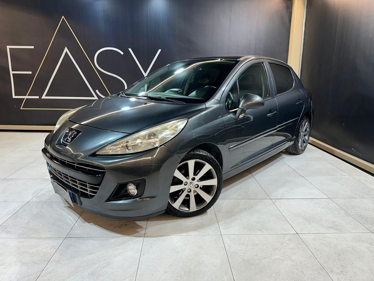 Peugeot 207 5p 1.6 thp 16v Feline 156CV