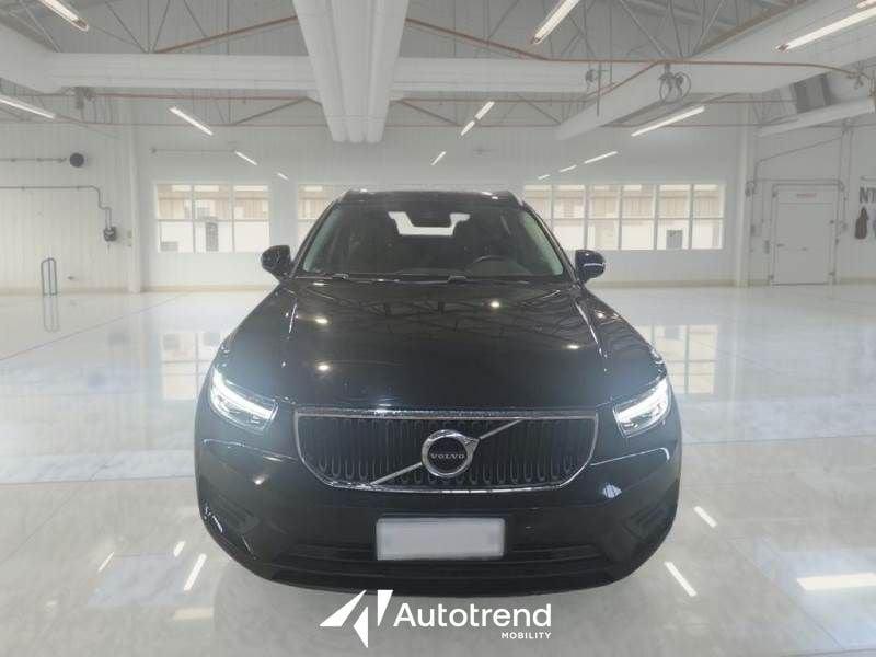 Volvo XC40 T2 129 CV Automatico Momentum Core