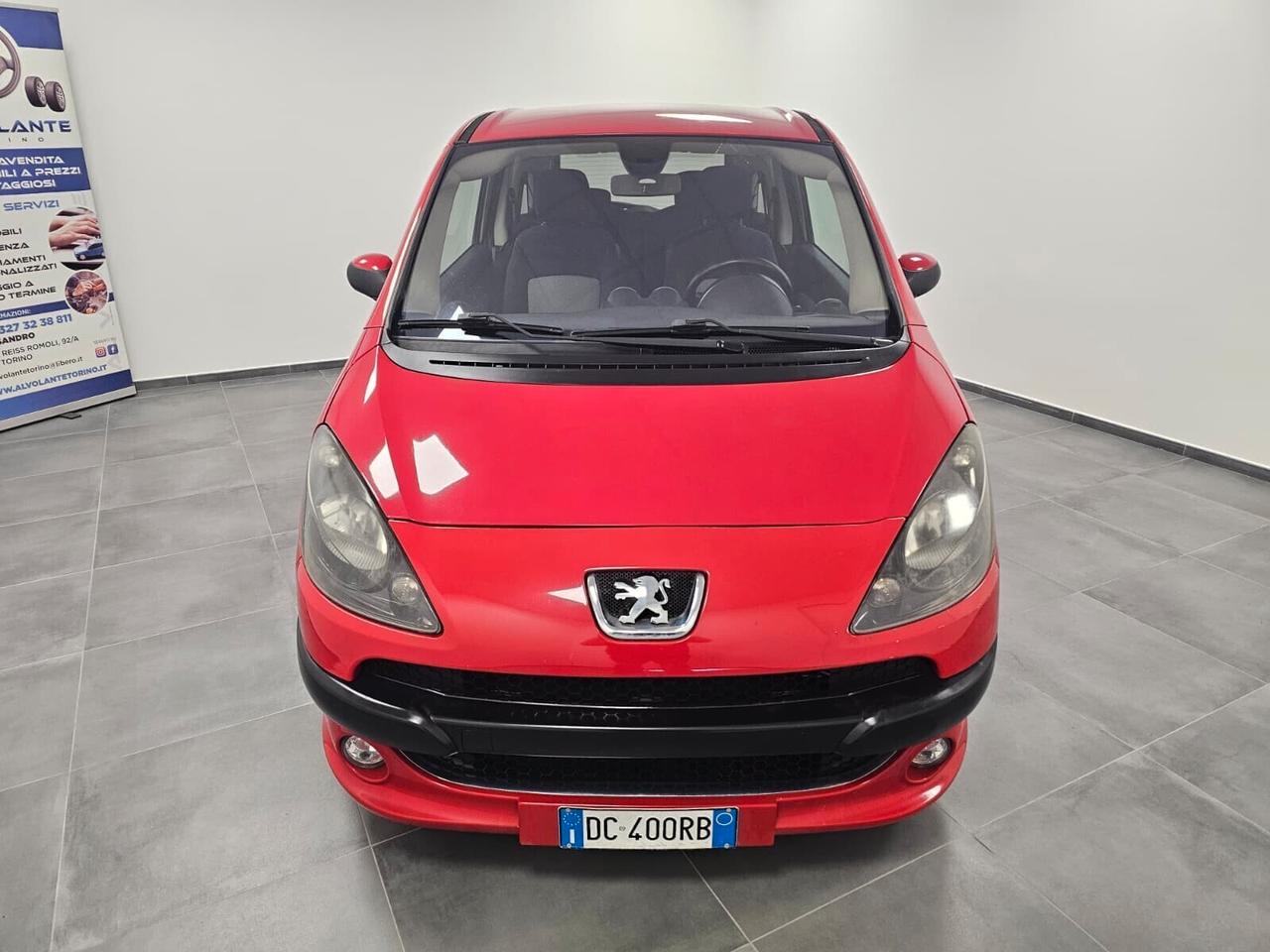 Peugeot 1007 1.4 Trendy - NeoPatentati