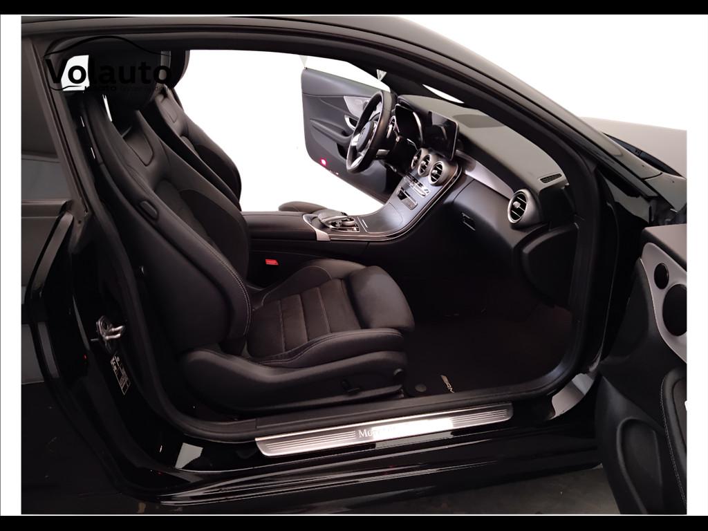 Mercedes-Benz Classe C-C205 2018 Coupe - C Coupe 220 d Premium auto