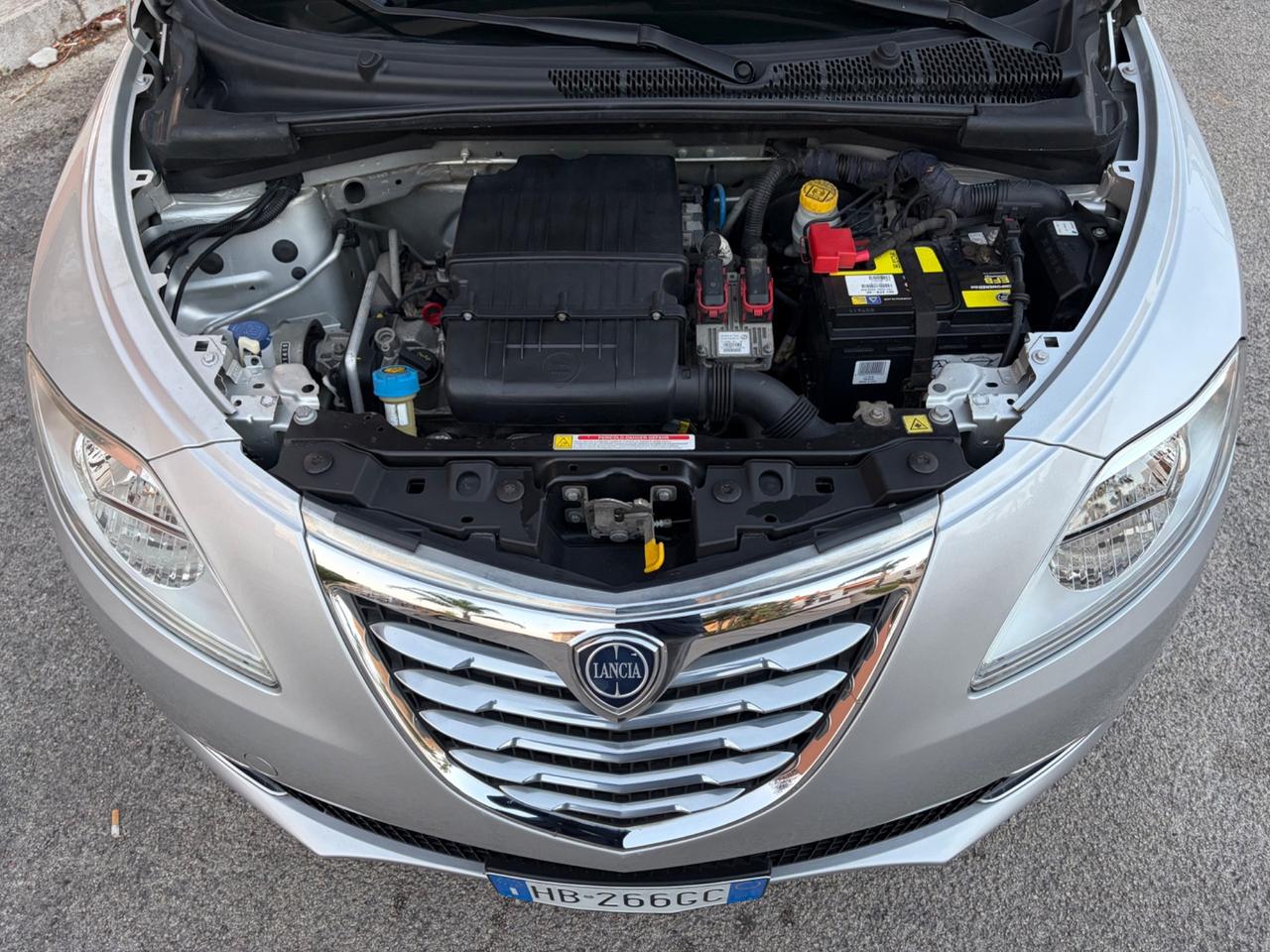 Lancia Ypsilon 1.2 Benz ideale per neopatentati