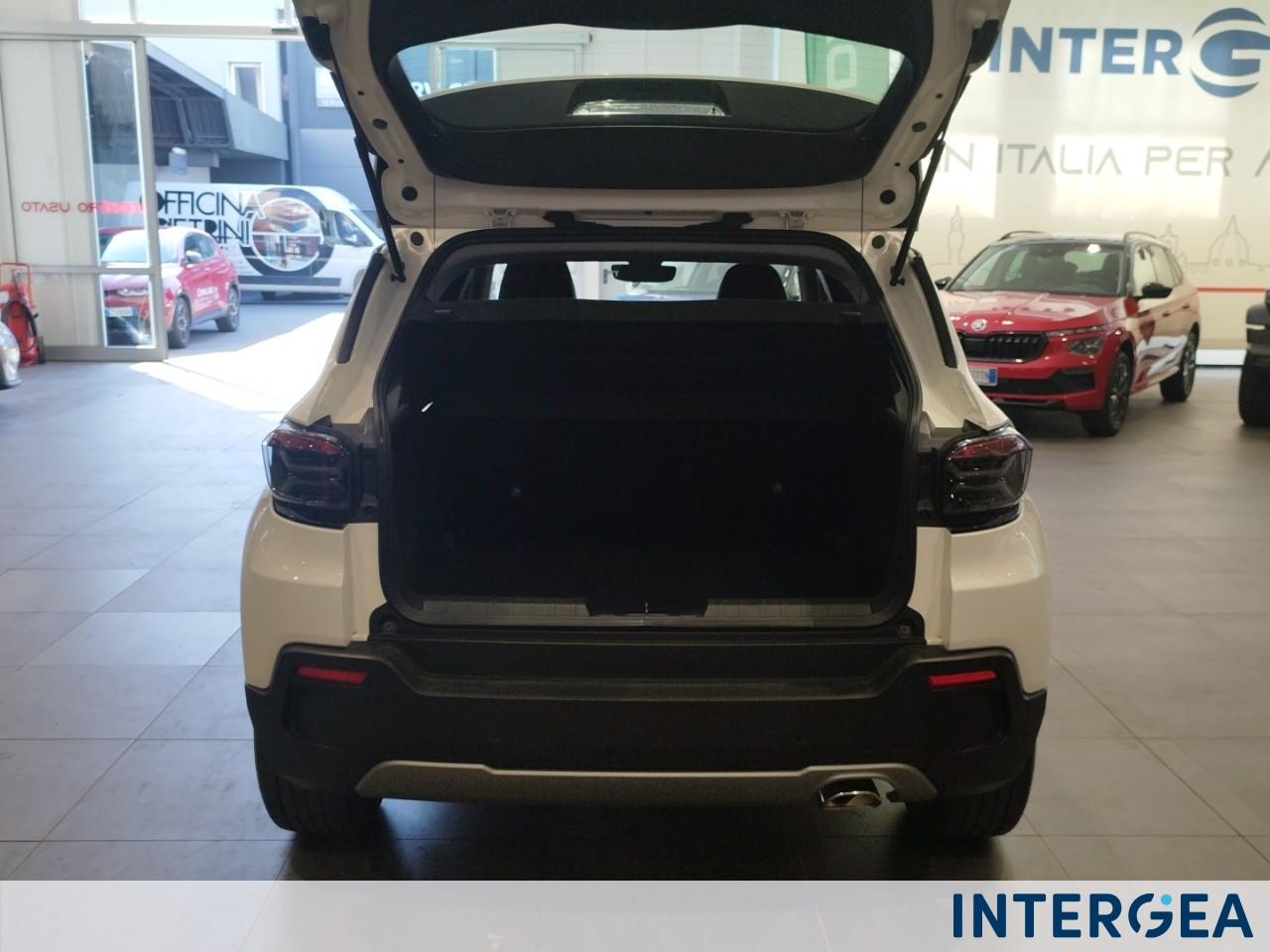 JEEP Avenger 1.2 turbo e-hybrid mhev Altitude fwd