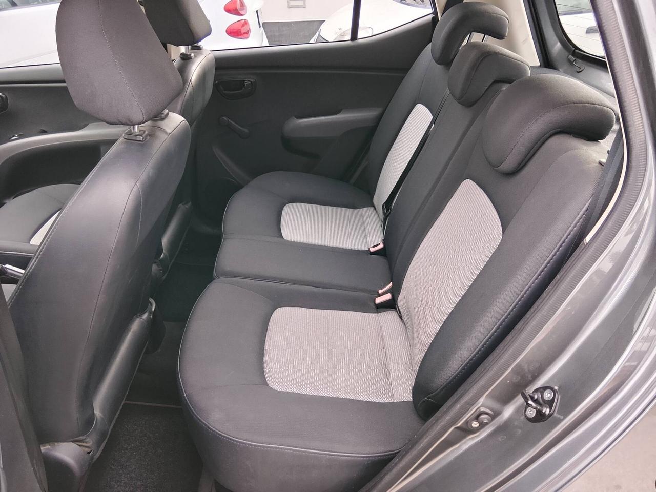 Hyundai i10 1.1 GPL CASA MADRE