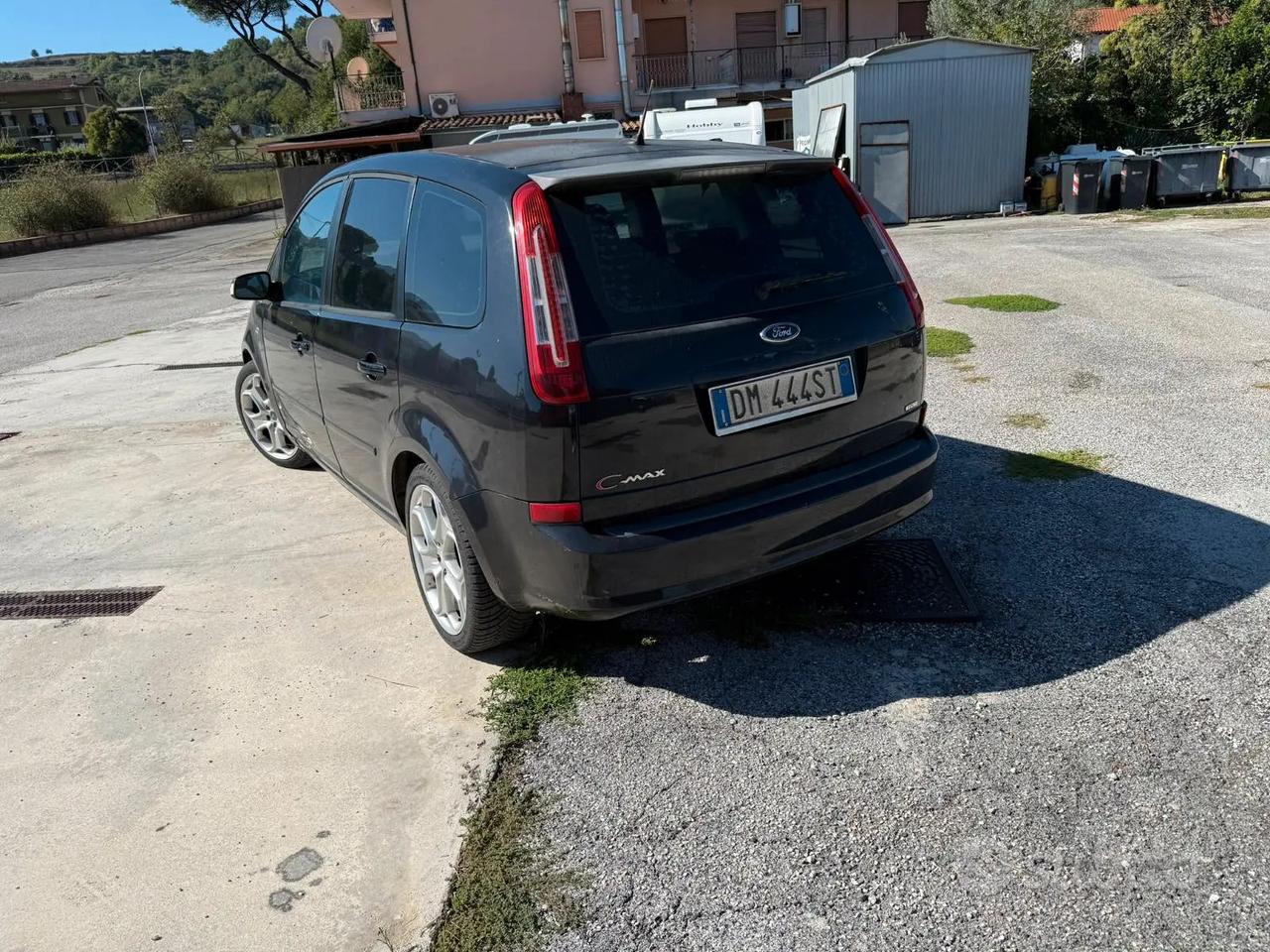 FORD C-MAX TITANIUM