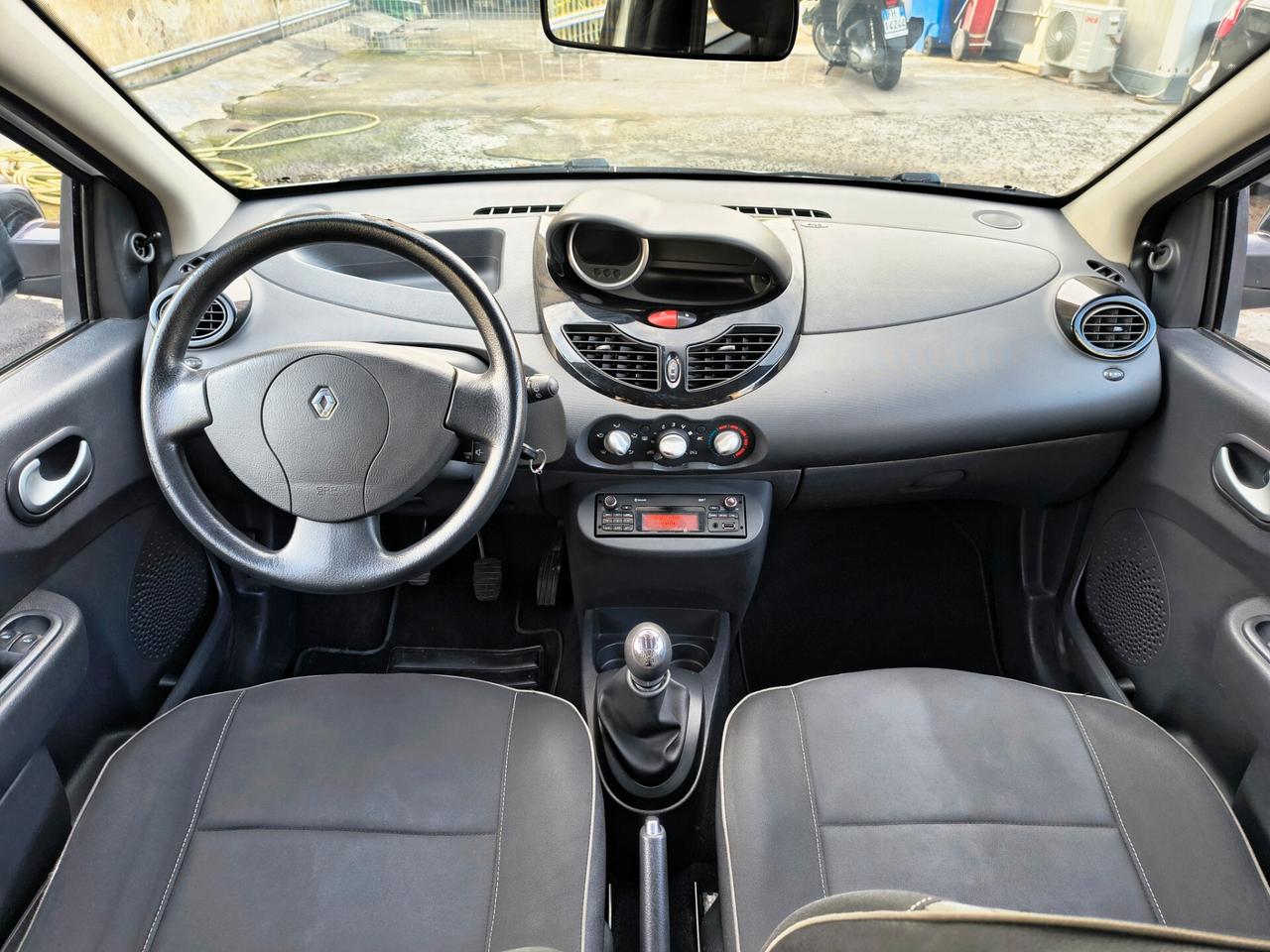 RENAULT TWINGO 1.2 BENZINA SOLO 88.000 KM 2014