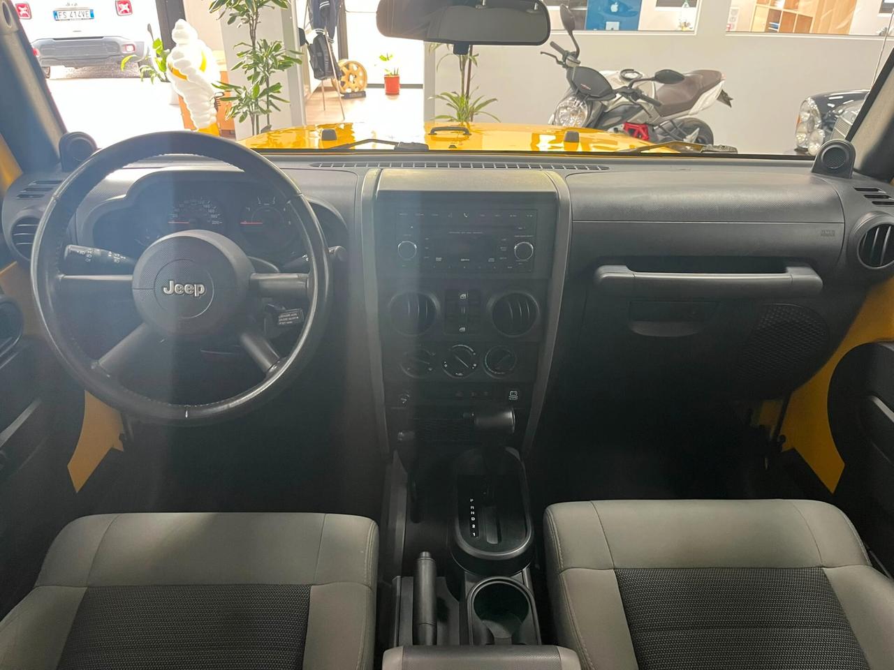 Jeep Wrangler Unlimited 2.8 CRD DPF Sport Auto