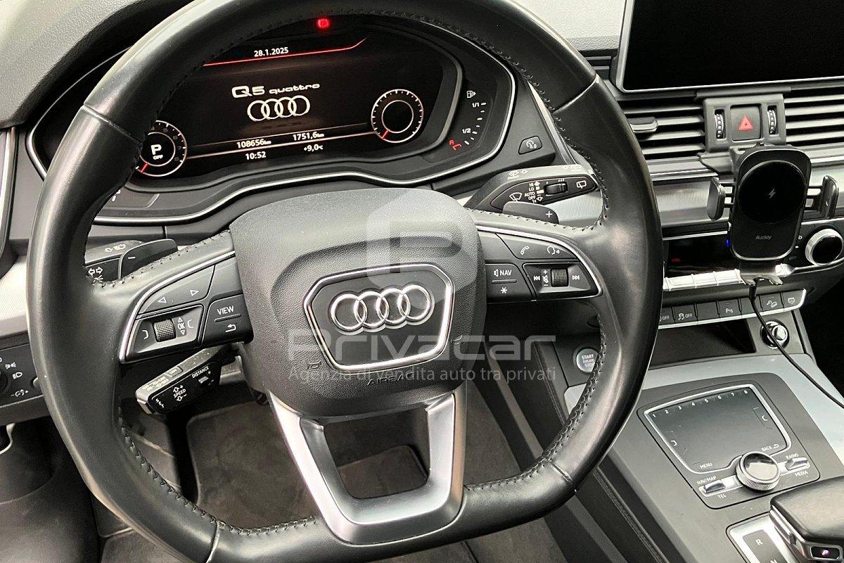 AUDI Q5 2.0 TFSI quattro S tronic Business Sport