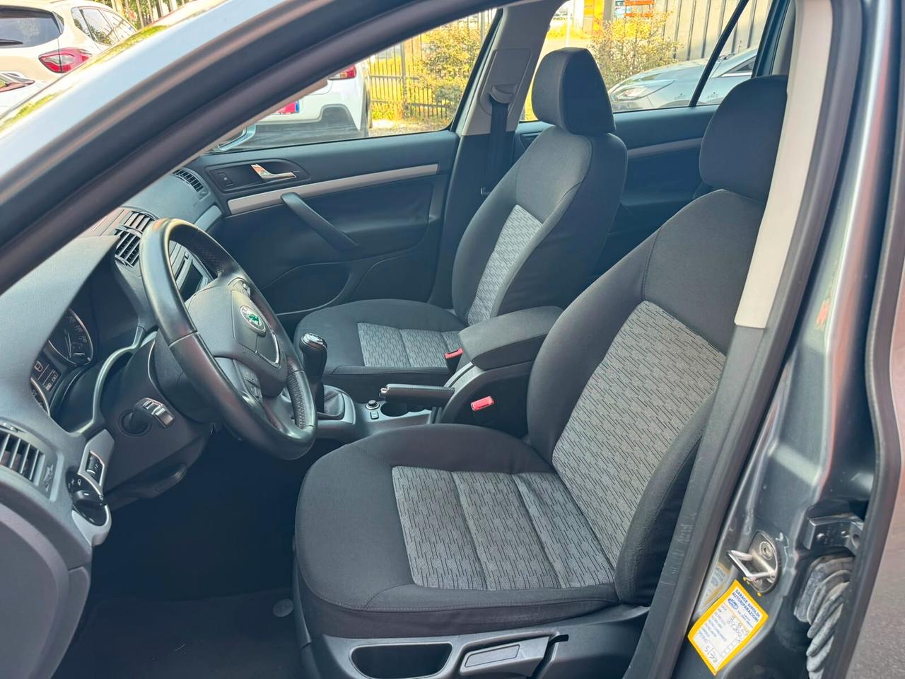 Skoda Octavia 1.6 TDI CR F.AP. Wagon Active