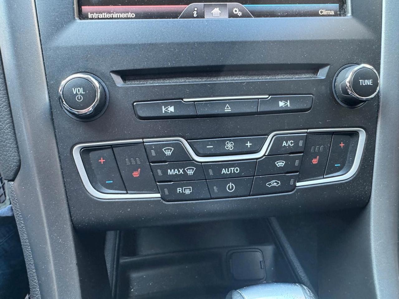 Ford Mondeo 2.0 TDCi 150 CV S&S Powershift 5p. Titanium Business