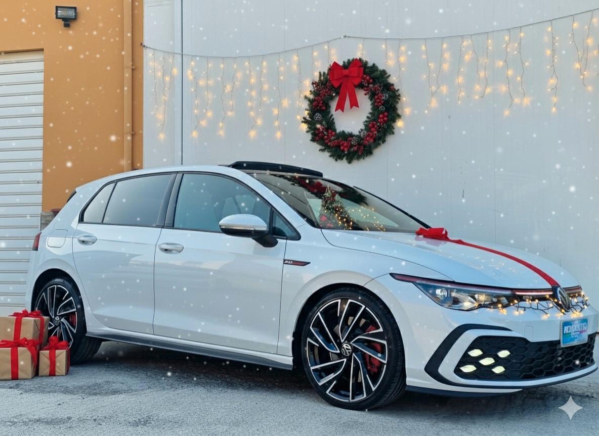 Volkswagen Golf VIII GTI 2.0cc 245cv