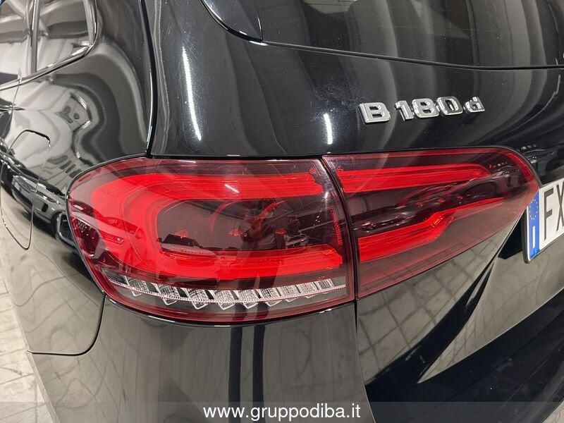 Mercedes-Benz Classe B - W247 2018 Diesel B 180 d Sport auto