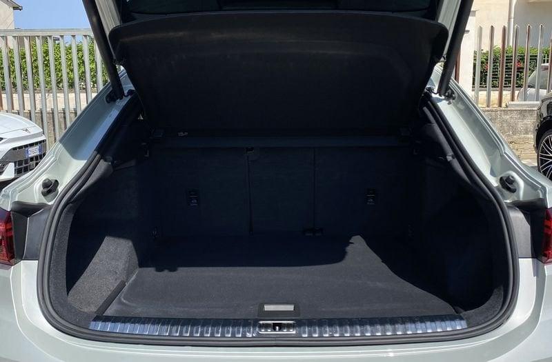 Audi Q3 SPB S line interno ed esterno 2.0 TDI 150CV s-tronic 35
