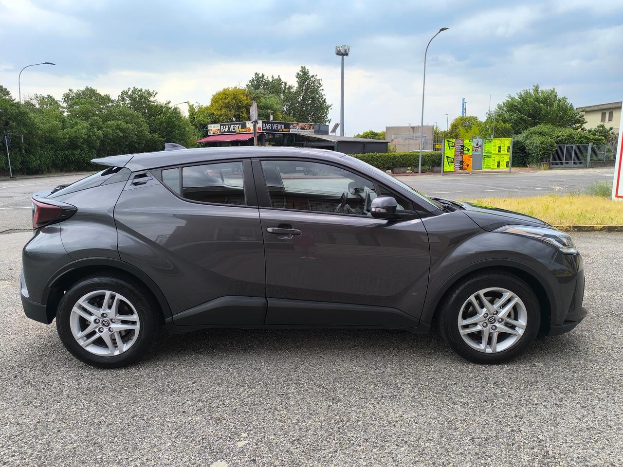 Toyota C-HR 1.8 Hybrid E-CVT Business