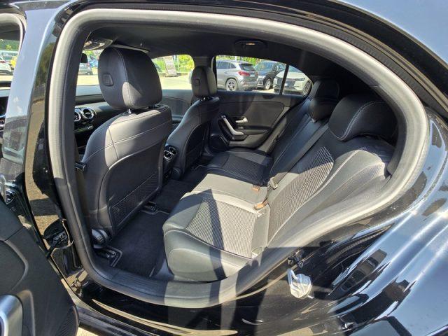 MERCEDES-BENZ A 200 d Automatic Sport NIGHT EDITION PERMUTE