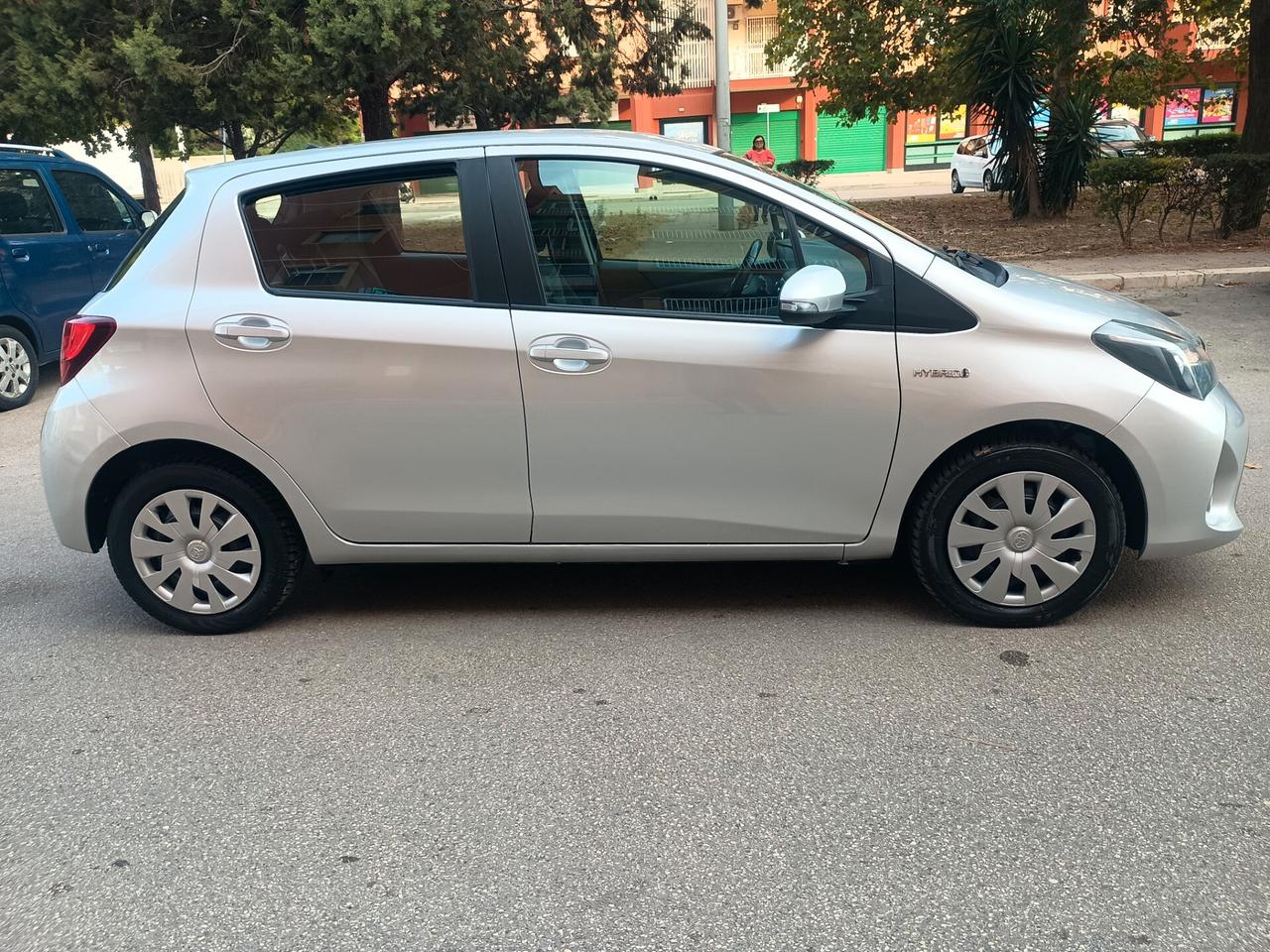 Toyota Yaris 1.5 Hybrid 5 porte Cool