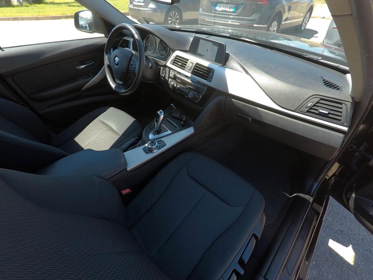 Bmw 318d Touring Business Advantage aut.