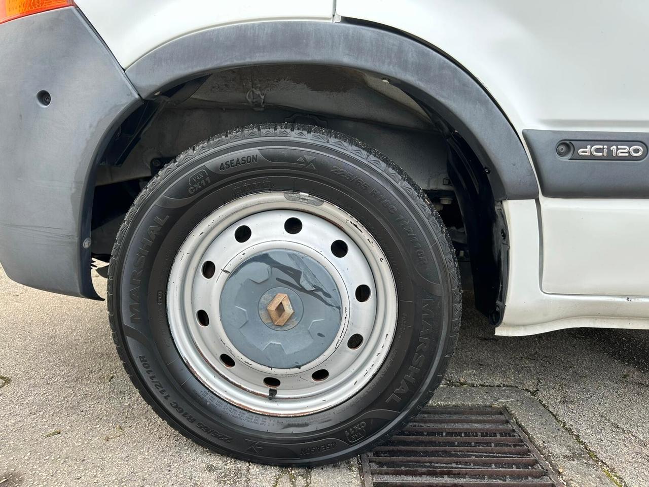 Renault Master T28/100 2.5 dCi PC-TN Furg. Gene.