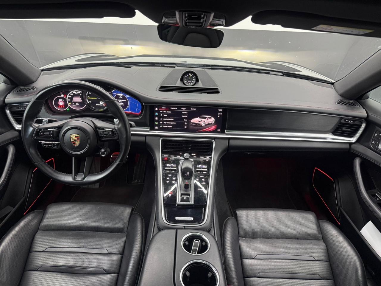 Porsche Panamera 4 PLATINUM EDITION