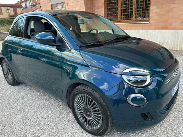 FIAT 500e 3+1 42 kWh Icon +