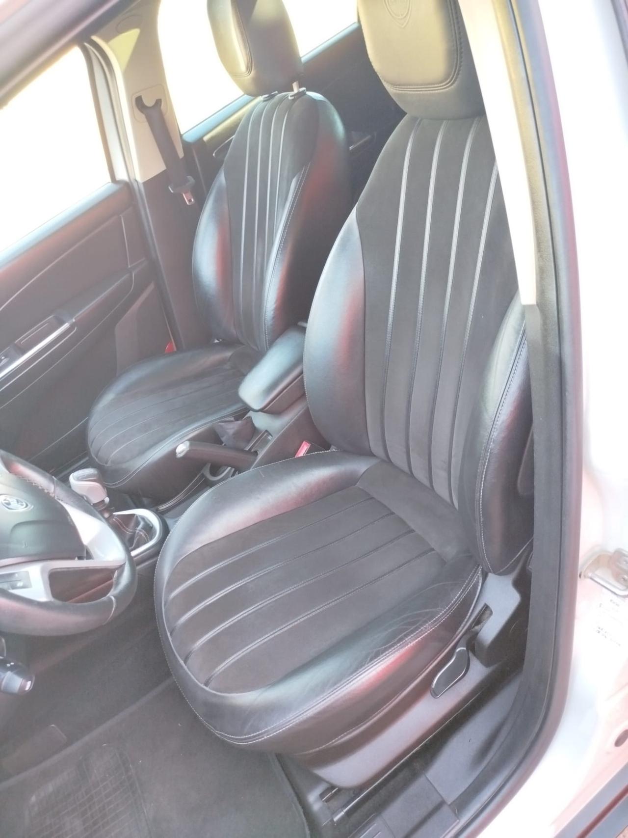 Lancia Delta 1.4 T-Jet 120 CV Silver Ecochic GPL