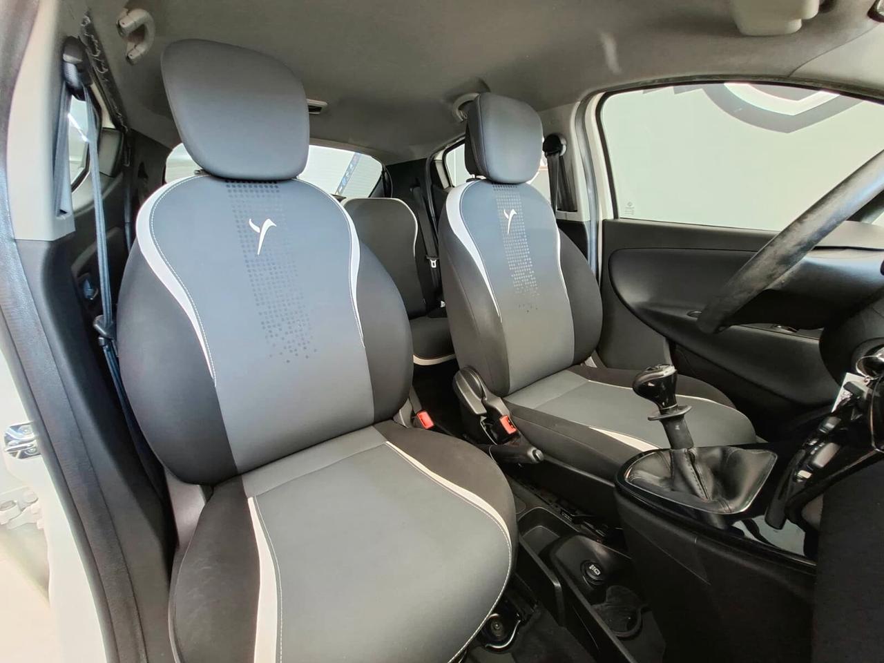 Lancia Ypsilon 1.2 69cv Elefantino 2015
