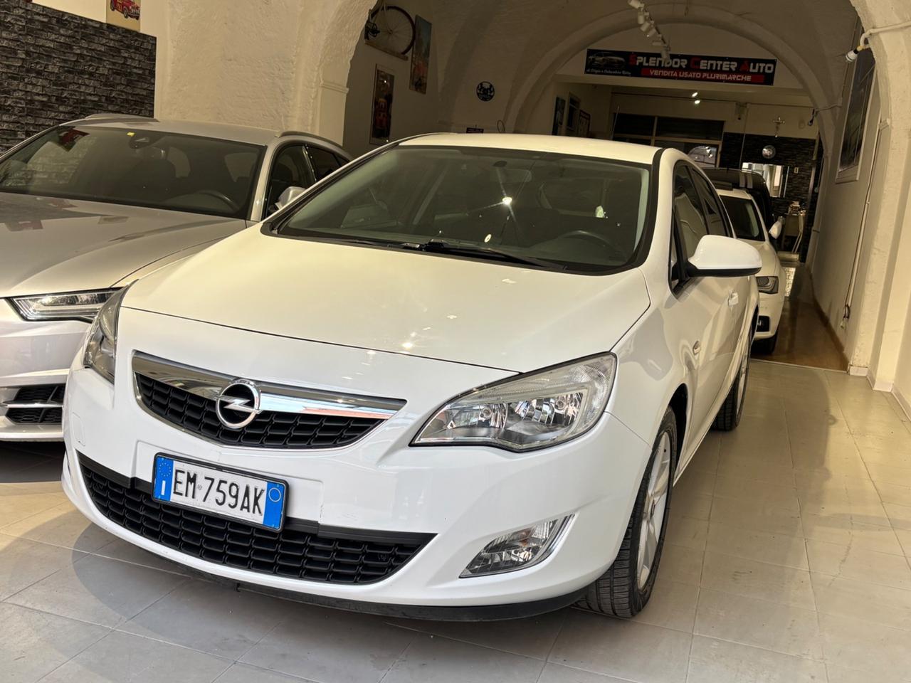 Opel Astra 1.7 CDTI 110CV 5 porte Cosmo