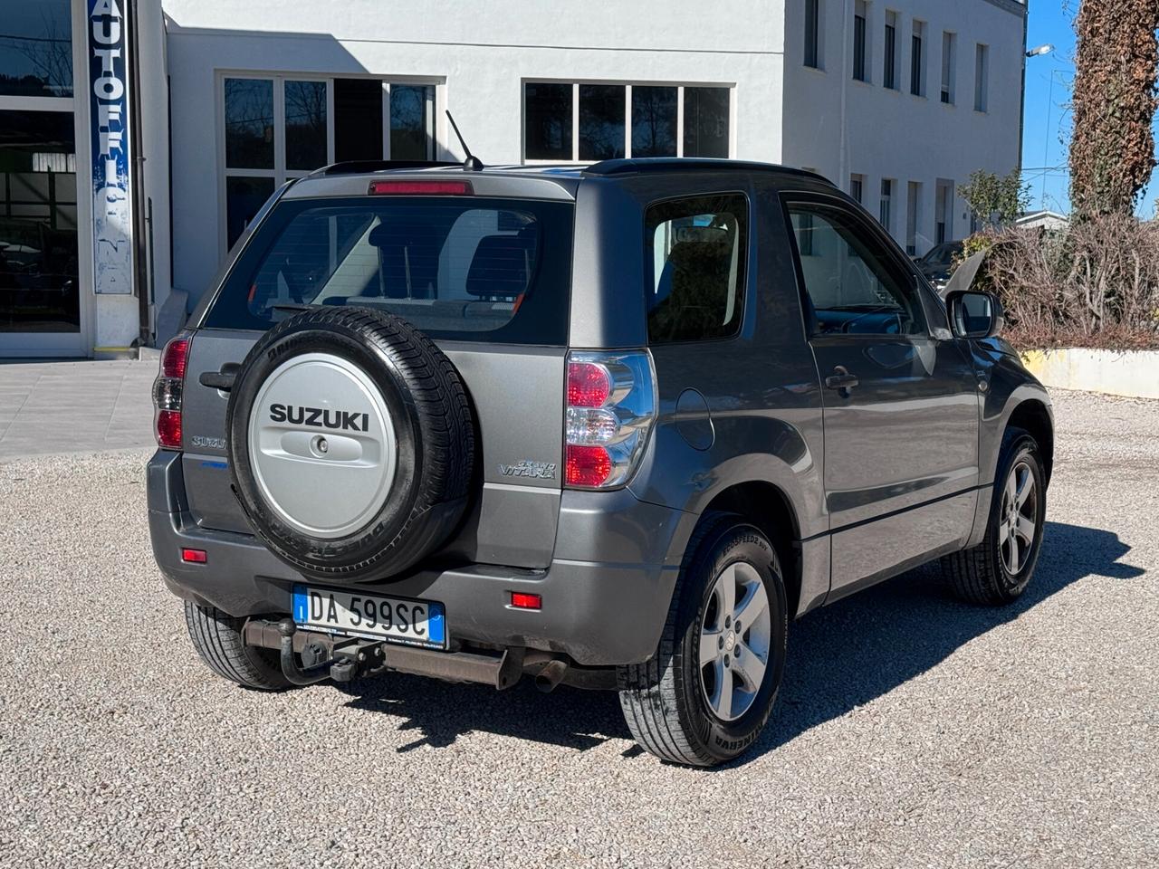 Suzuki Grand Vitara 1.9 DDiS 3 porte GANCIO TRAINO + RIDOTTE