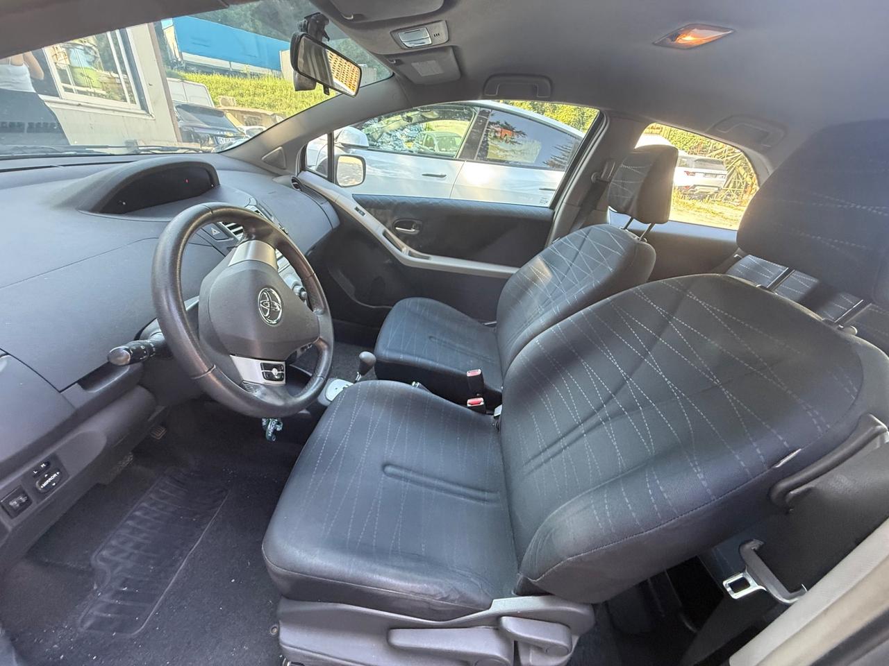 Toyota Yaris 1.3 AUTOMATICO