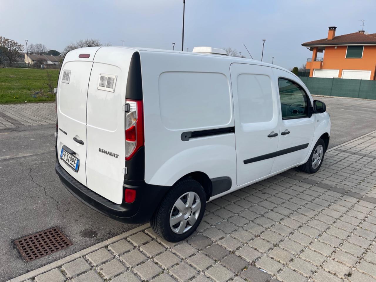 Renault Kangoo 1.5 dCi 110CV EDC 4p. Express Maxi Energy Ice