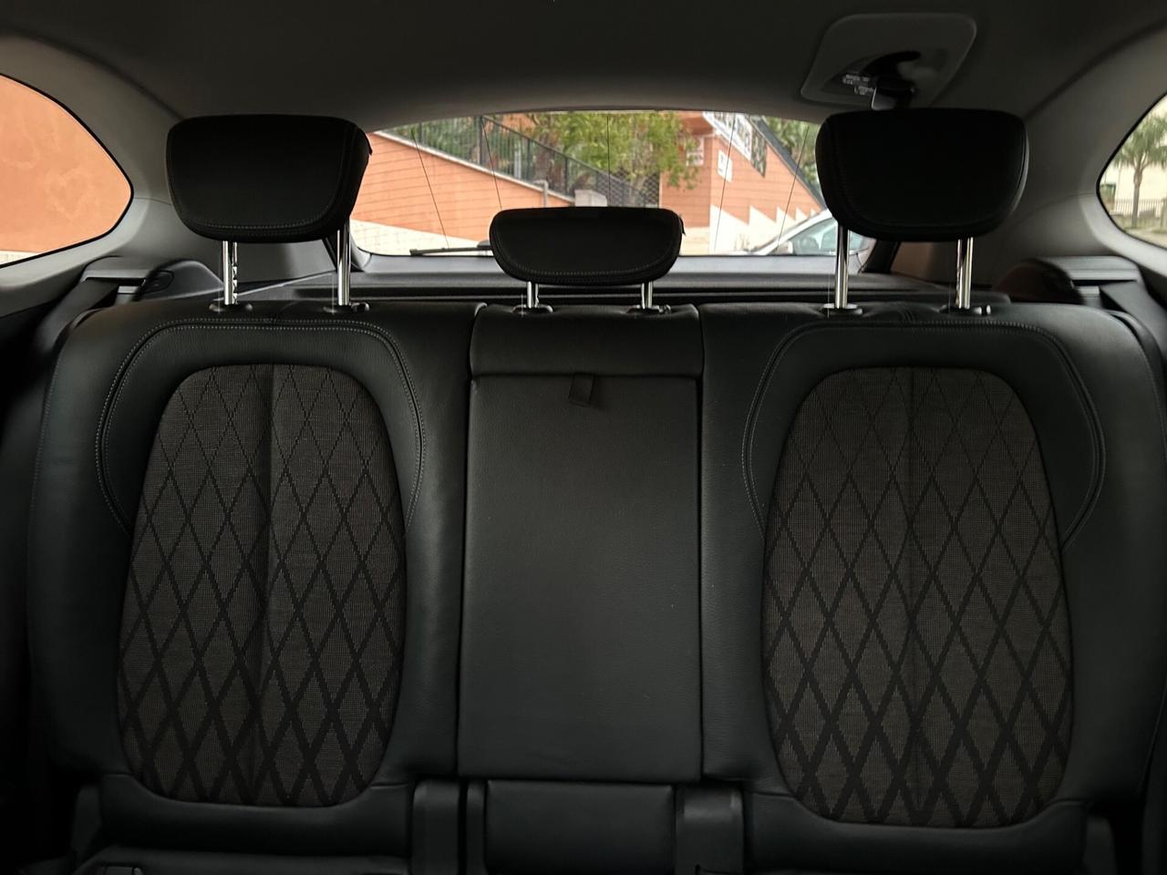 Bmw X1 xDrive20d xLine. Strafull !!!