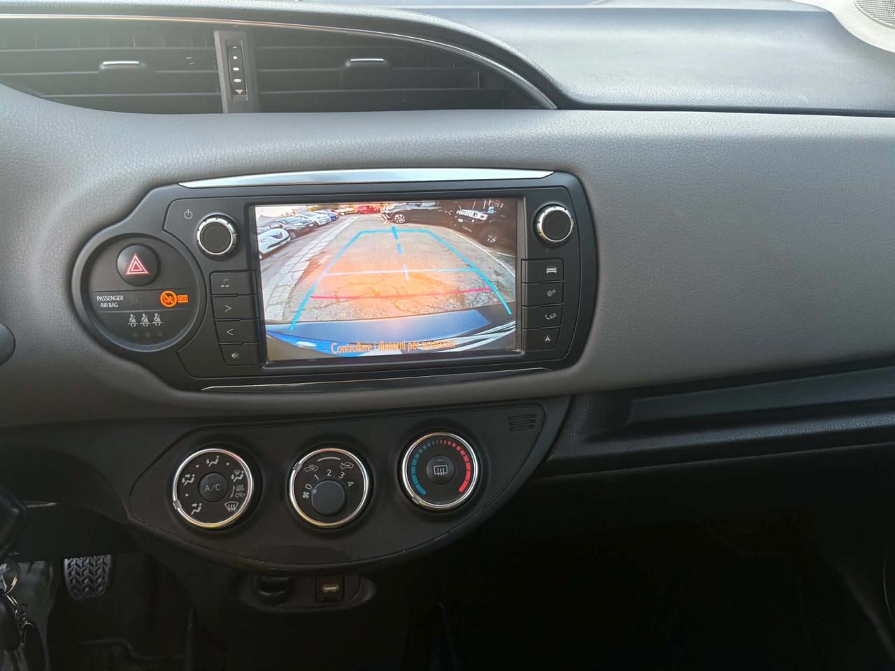 Toyota Yaris 1.3 5 porte Lounge