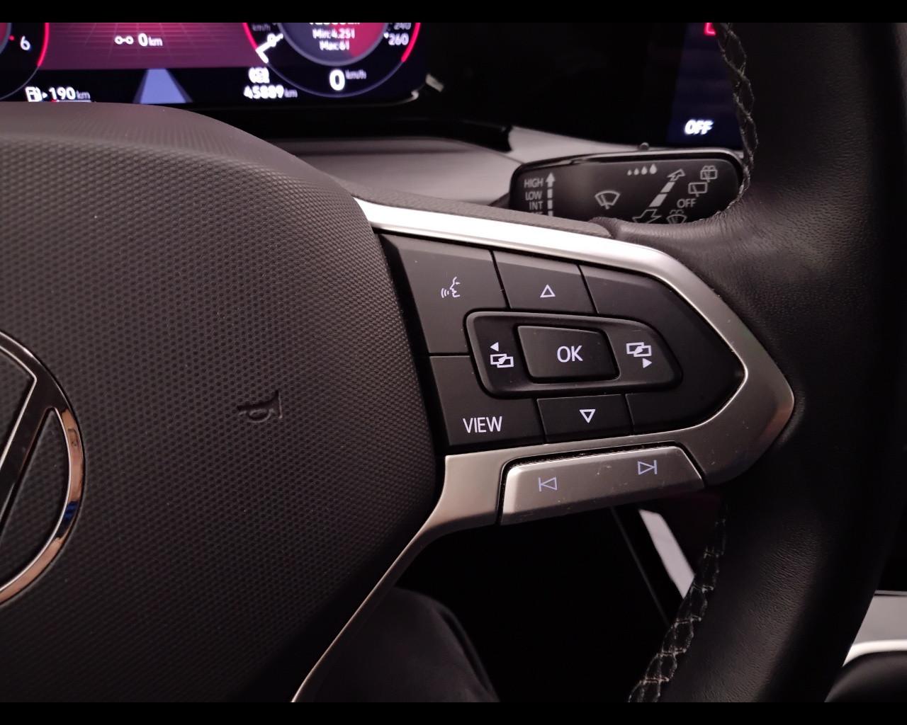 VOLKSWAGEN Golf VIII 2020 - Golf 2.0 tdi Style 115cv